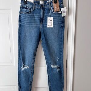 Kensie Women's Ultimate High Rise Skinny Jeans in Classic Blue distressed